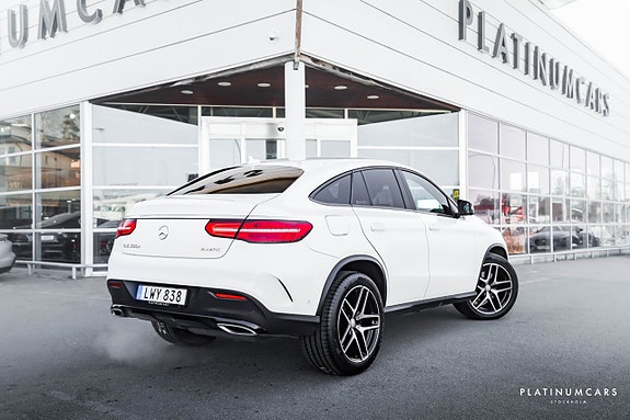 Mercedes-Benz GLE350 d 2 of 5
