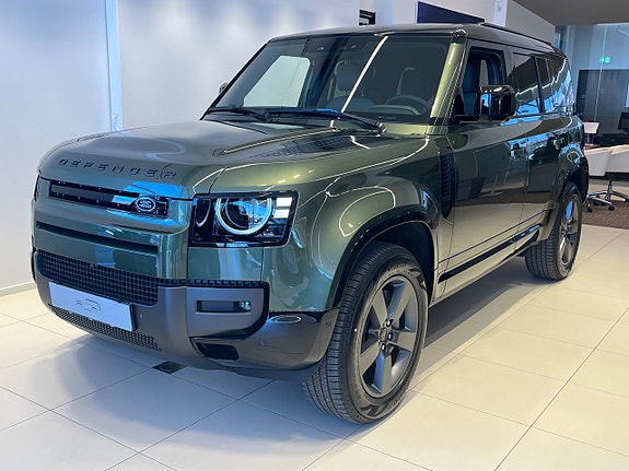 Land Rover Defender 110