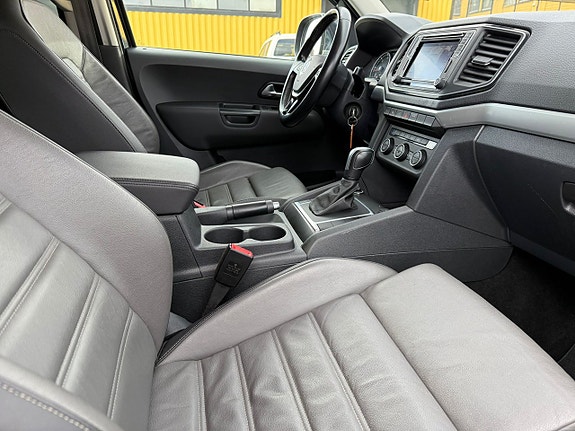 Volkswagen Amarok 18 of 22