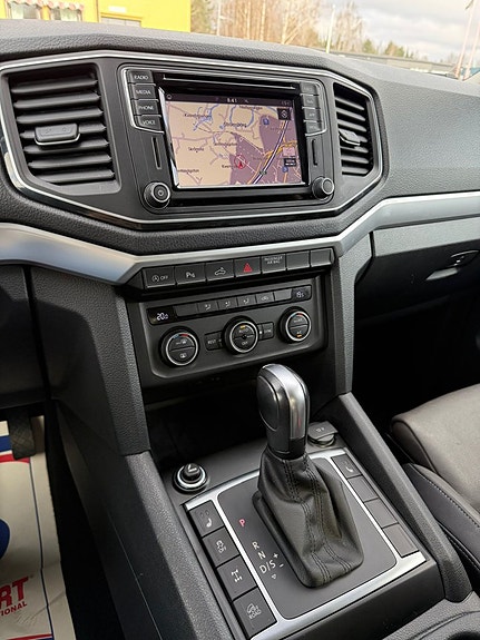 Volkswagen Amarok 14 of 22