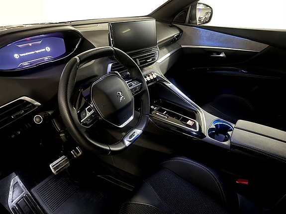 Peugeot 5008 5 of 5