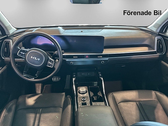 Kia Sorento 7 of 20
