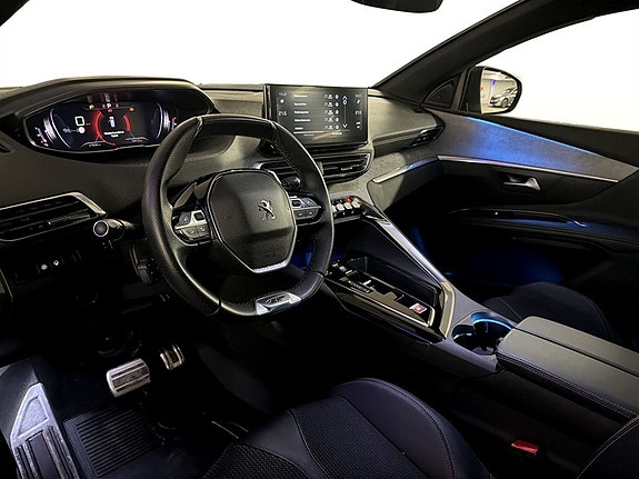 Peugeot 3008 4 of 5