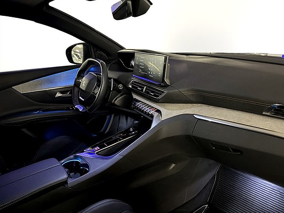 Peugeot 3008 12 of 16