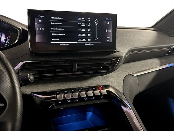 Peugeot 3008 10 of 16