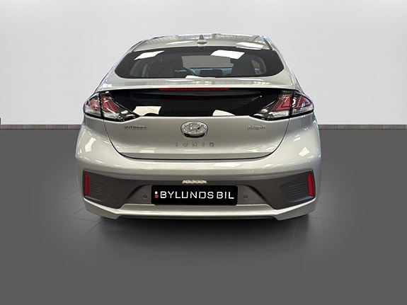 Hyundai IONIQ 5 of 14