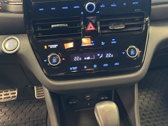 Hyundai IONIQ 14 of 14