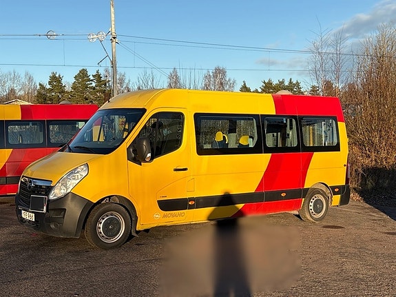 Färdtjänstbuss OPEL