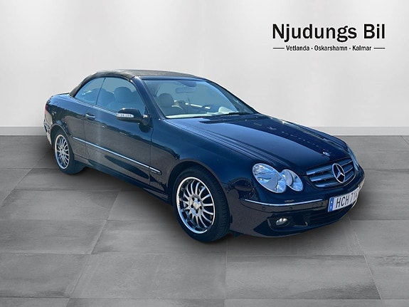 Mercedes-Benz CLK200 4 of 5