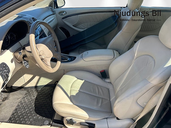 Mercedes-Benz CLK200 6 of 11