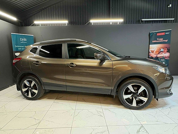 Nissan Qashqai 3 of 5