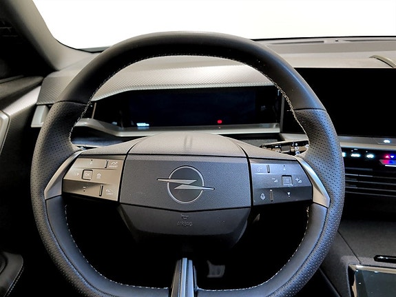 Opel Grandland 8 of 18