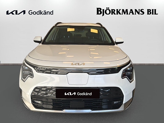 Kia Niro 2 of 14