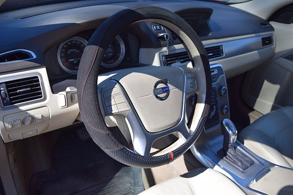 Volvo V70 17 of 23
