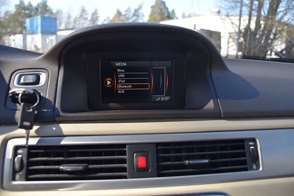 Volvo V70 14 of 23