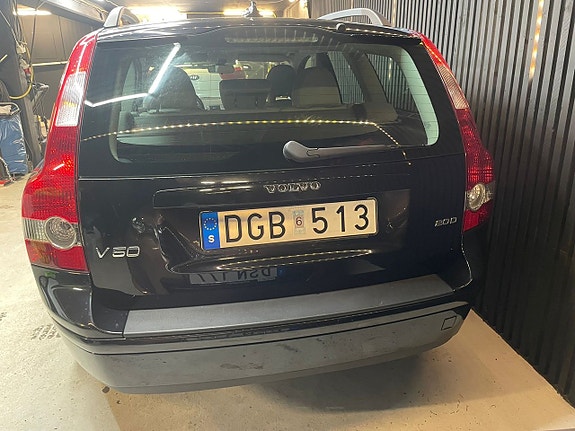 Volvo V50 5 of 12