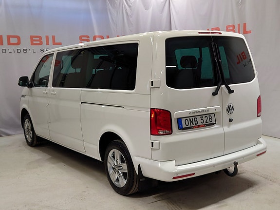 Volkswagen Caravelle 4 of 5