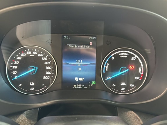 Mercedes-Benz eVito Tourer 13 of 13