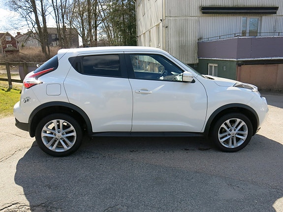 Nissan Juke 3 of 5