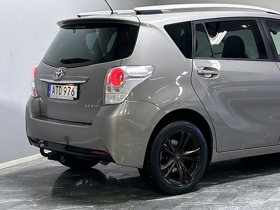 Toyota Verso 9 of 27