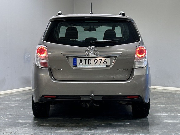 Toyota Verso 7 of 27