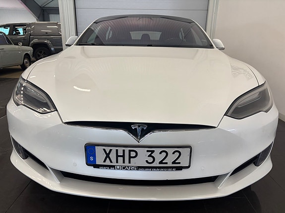 Tesla Model S 8 of 13