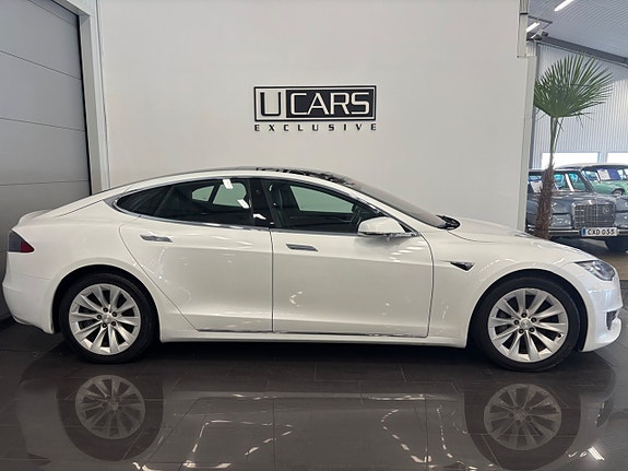 Tesla Model S 2 of 13
