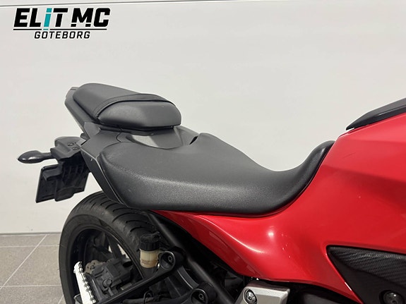 Yamaha MT-07 | Moms 3 of 5