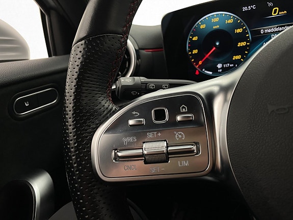 Mercedes-Benz A200 15 of 30