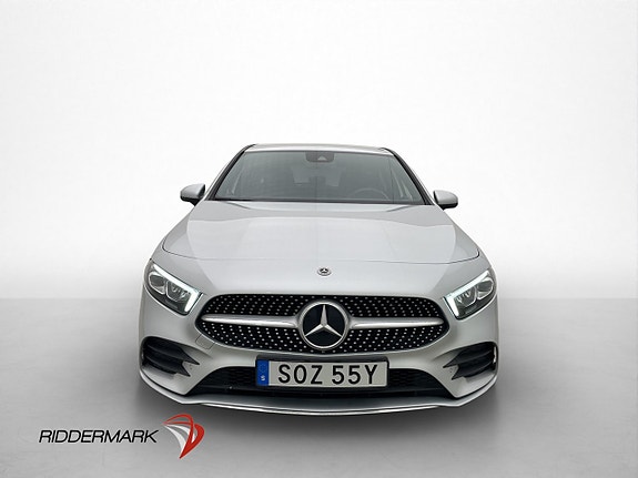 Mercedes-Benz A200 2 of 5