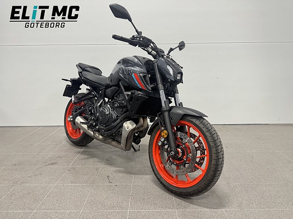 Yamaha MT07 | Moms