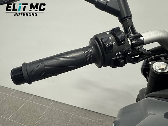 Yamaha MT07 | Moms 18 of 19