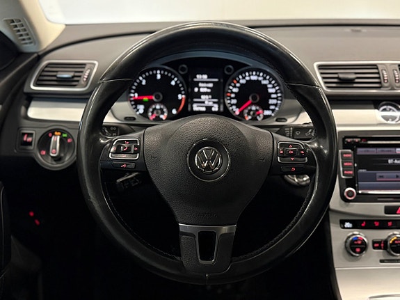 Volkswagen CC 19 of 21