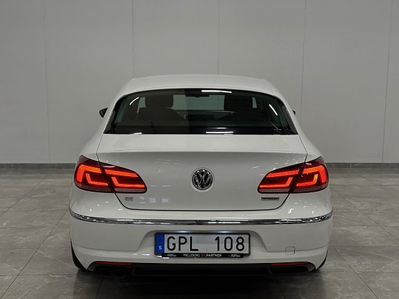 Volkswagen CC 7 of 21