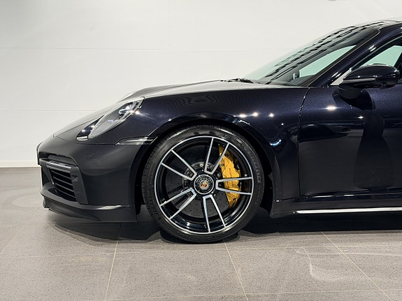 Porsche 911 Turbo S 9 of 30