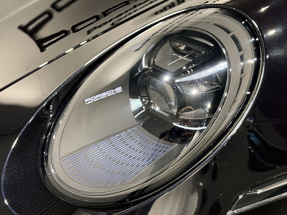 Porsche 911 Turbo S 13 of 30