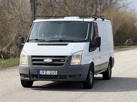 Ford Transit 3 of 5