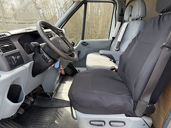 Ford Transit 5 of 5