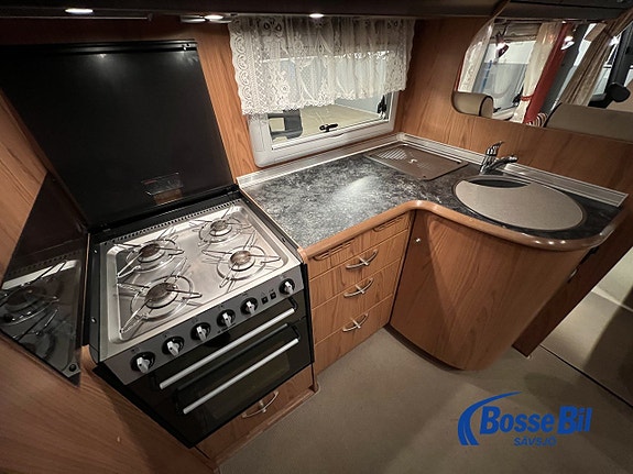 Bürstner Elegance I 821 Ac bodel / solcell / kamkedja 12 of 19