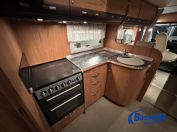 Bürstner Elegance I 821 Ac bodel / solcell / kamkedja 11 of 19