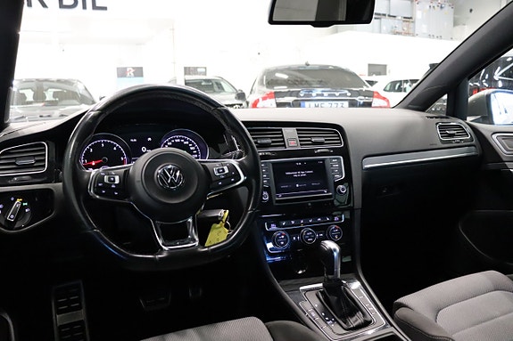 Volkswagen Golf I 19 of 21