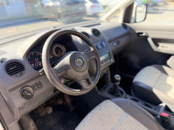 Volkswagen Caddy 5 of 5