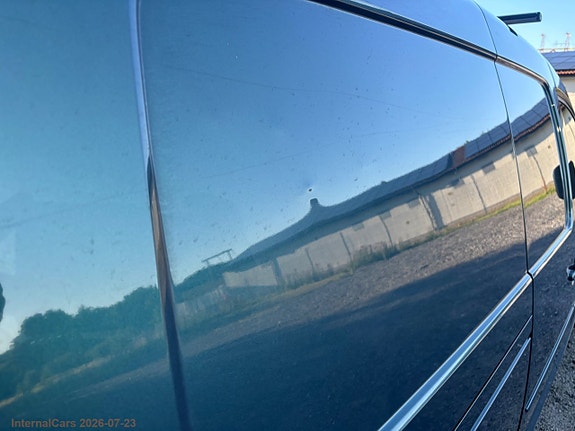 Volkswagen Caddy Maxi 22 of 23