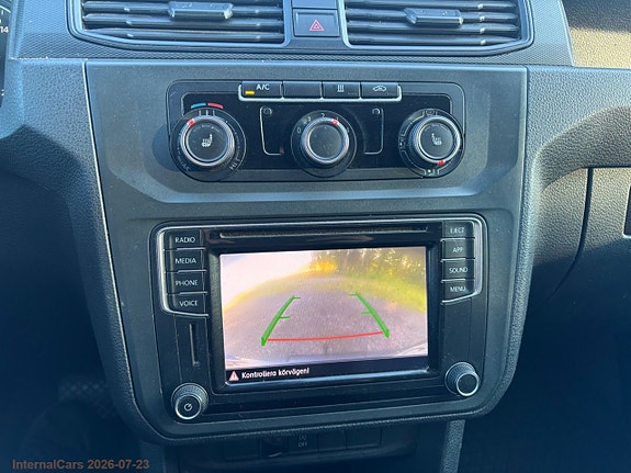 Volkswagen Caddy Maxi 13 of 23