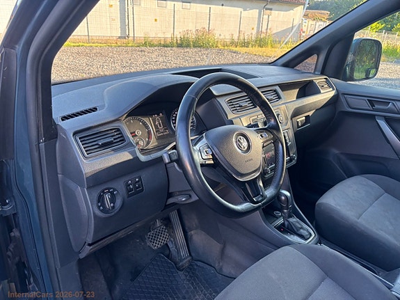 Volkswagen Caddy Maxi 14 of 23
