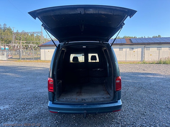 Volkswagen Caddy Maxi 10 of 23