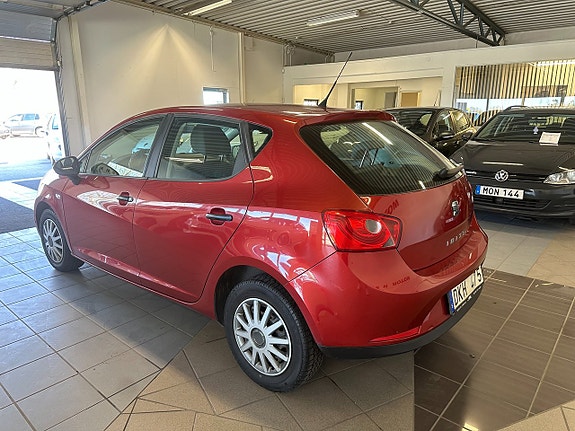 Seat Ibiza 4 of 5