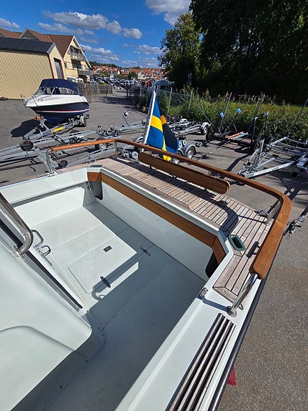 Correct Craft 23 Yanmar Hyttbåt med Axel / Byte 12 of 15