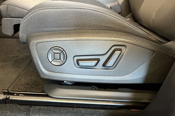 Audi Q6 e-tron 18 of 20