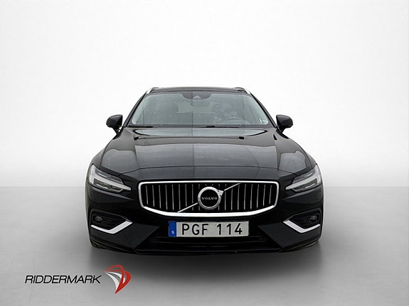 Volvo V60 2 of 27